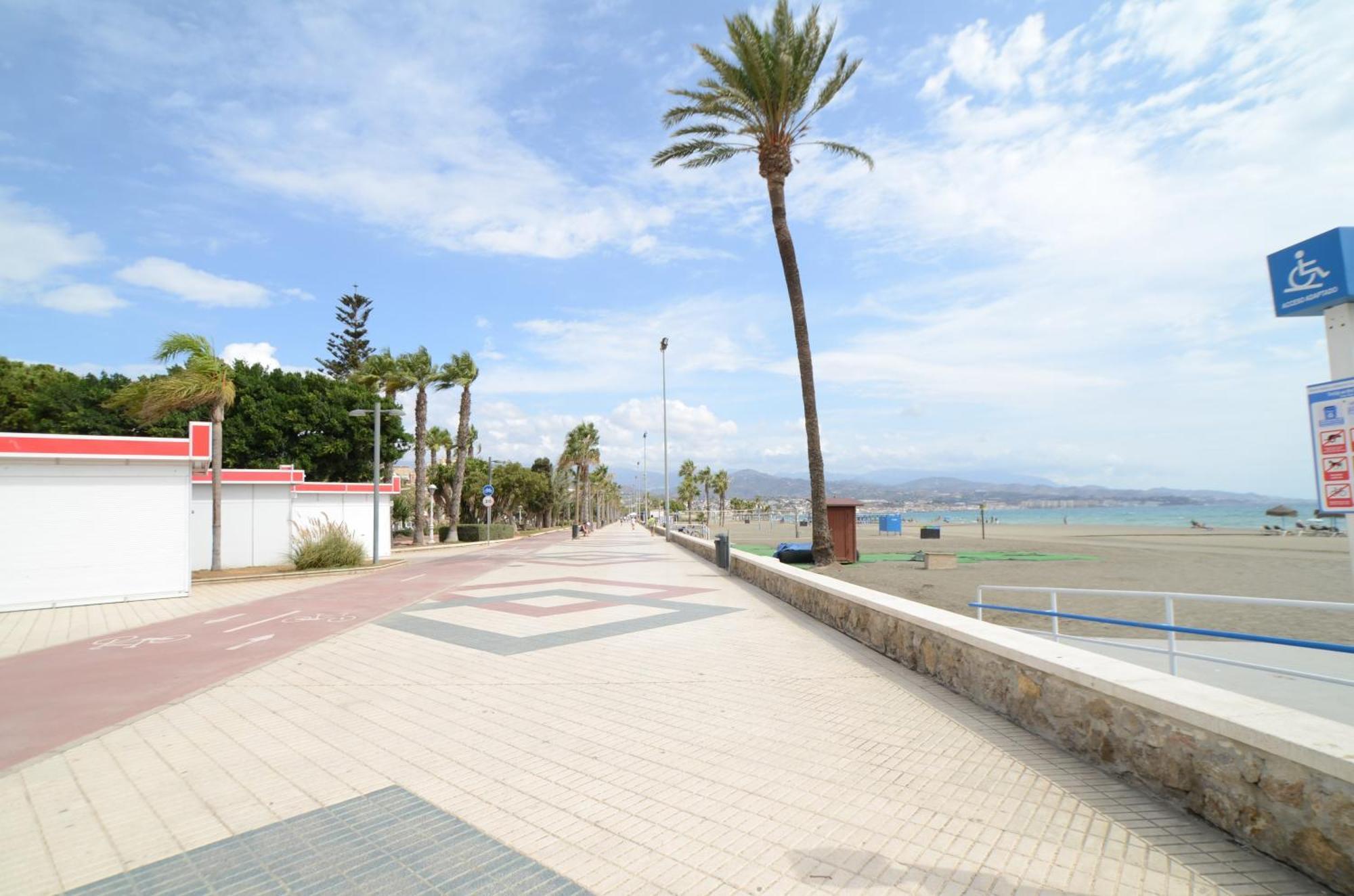 A&C Vistas Al Mar Luxury Appartement Torre Del Mar Buitenkant foto